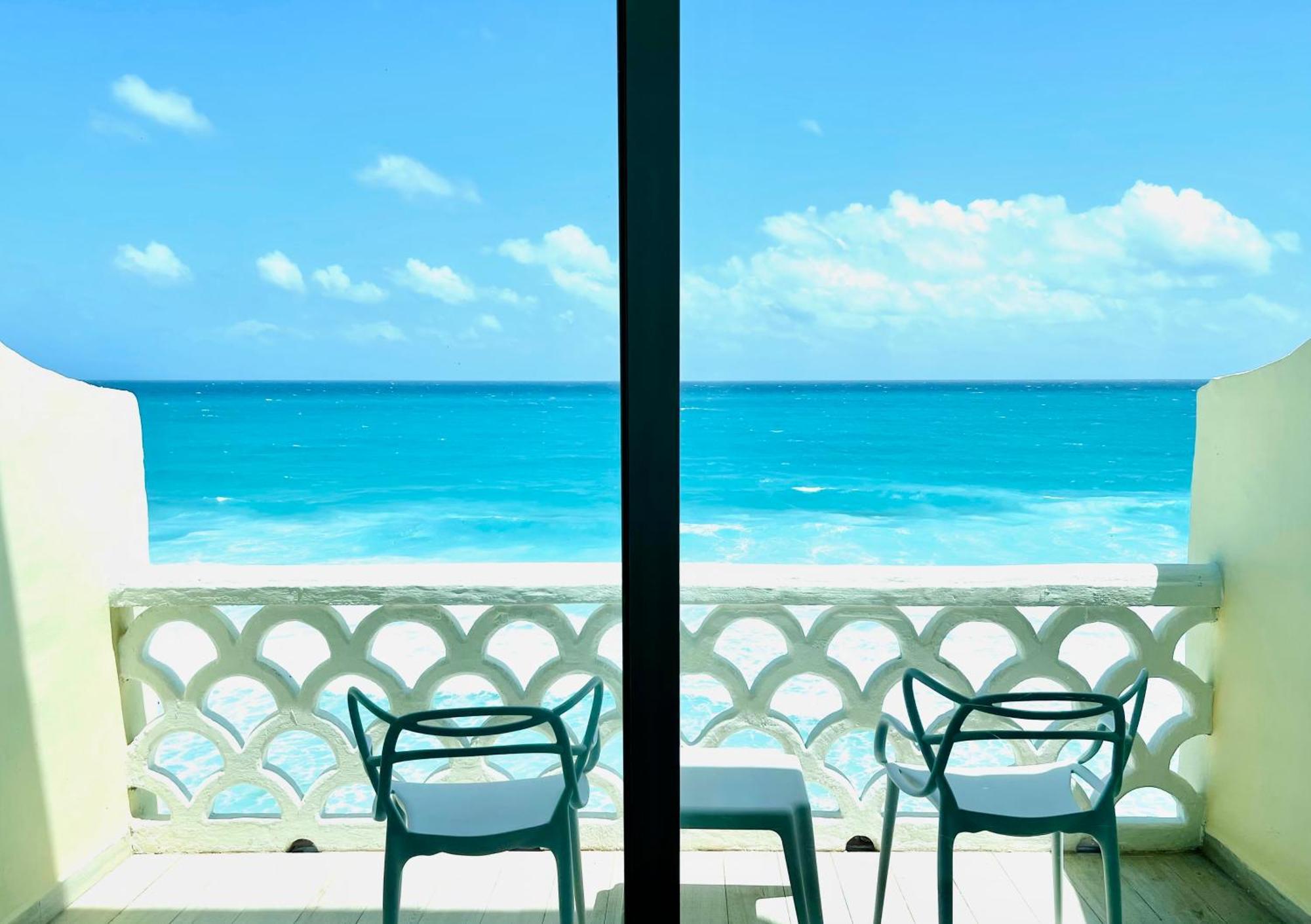 Beachside Apartments Cancún Esterno foto