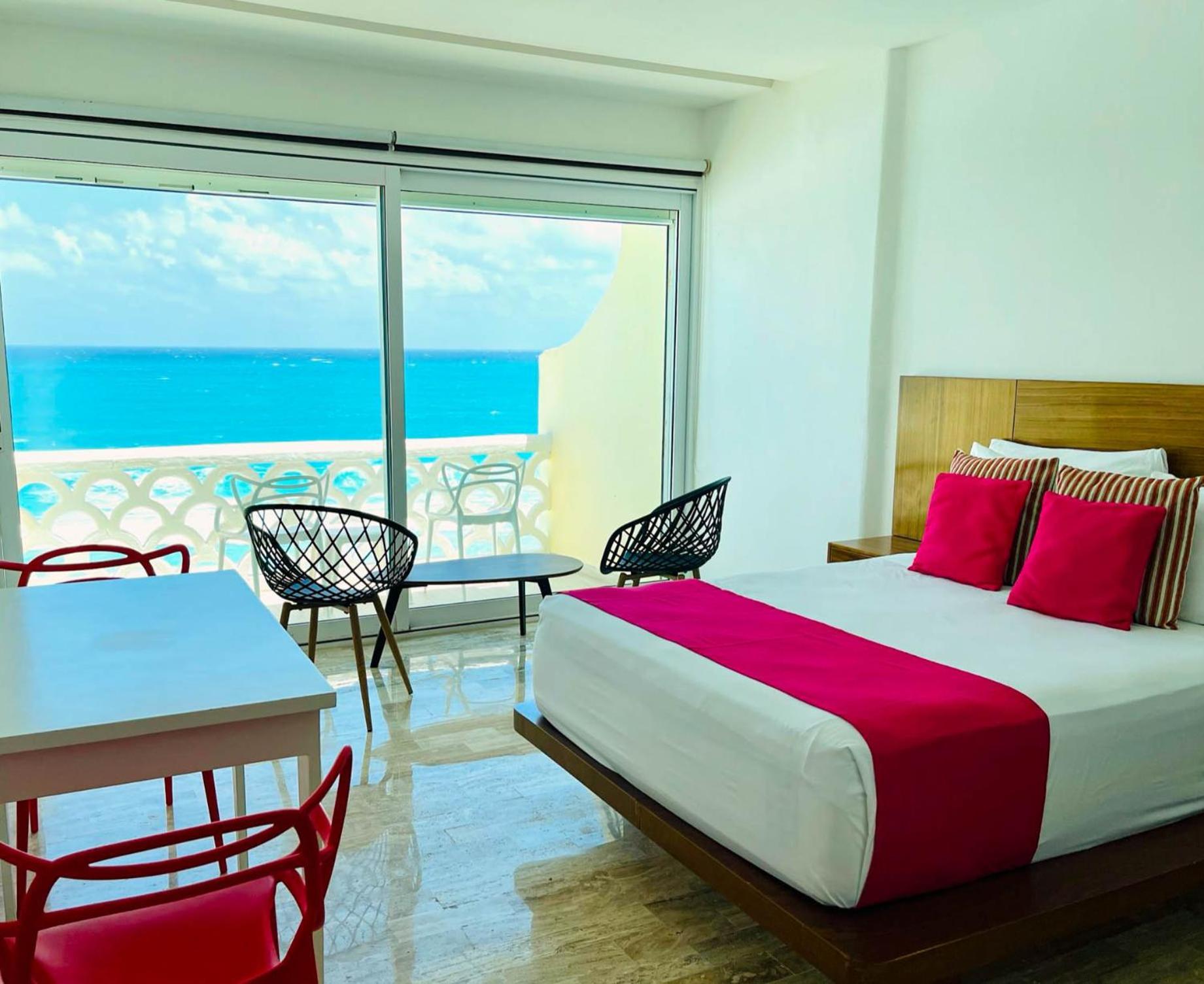 Beachside Apartments Cancún Esterno foto